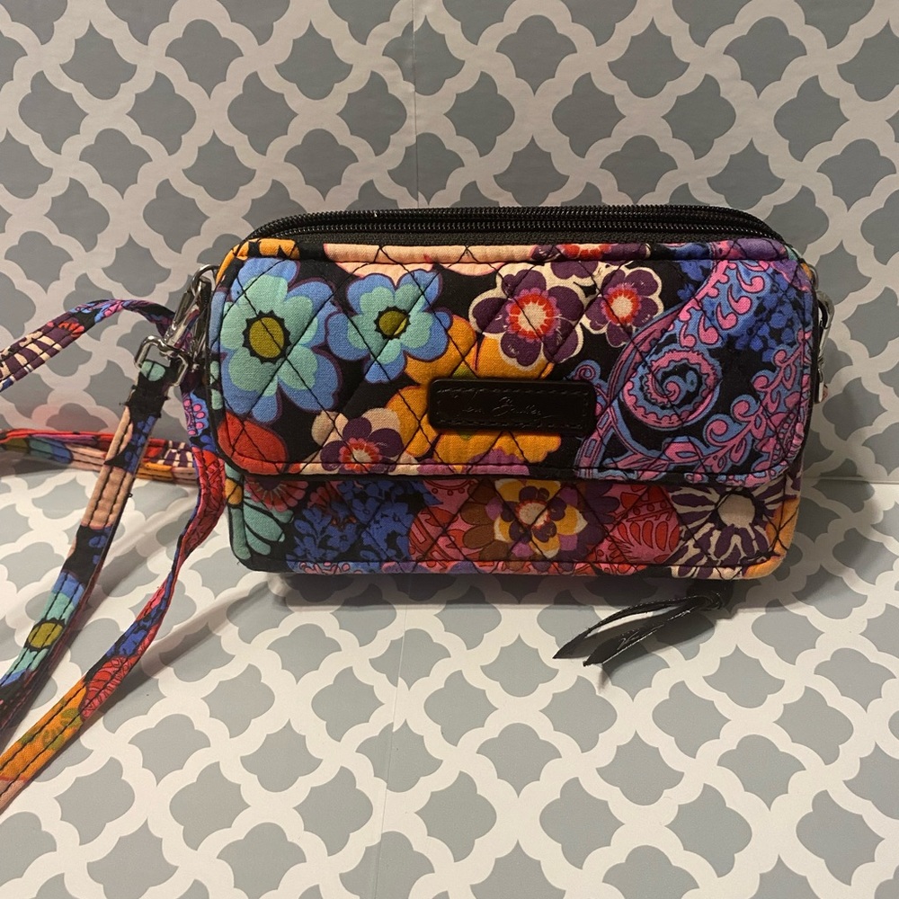 Vera bradley crossbody